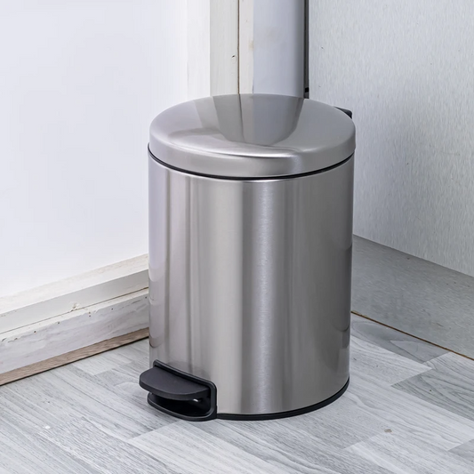 Gray helmet for bikers